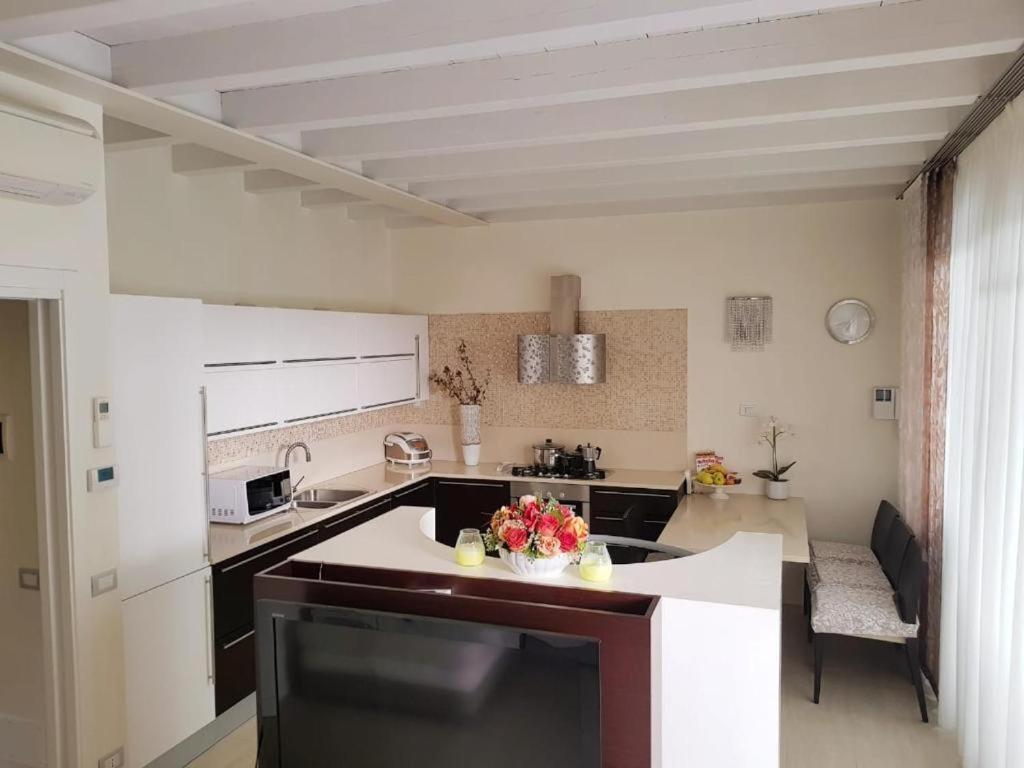 Sirmione Appartement Residenz Cesare エクステリア 写真